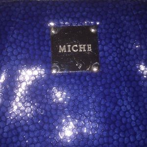 Miche Adrian shell